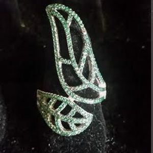 NWT Man-Made Emeralds SS Leaf Ring